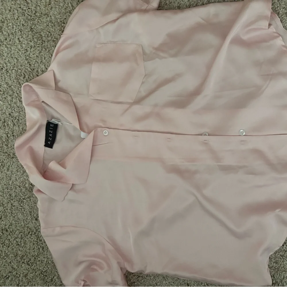 Azazie Matching blush pink Ruffled Short Sleeve Pajama Set - Picture 4 of 8